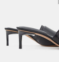 Heel Palm Angel Black